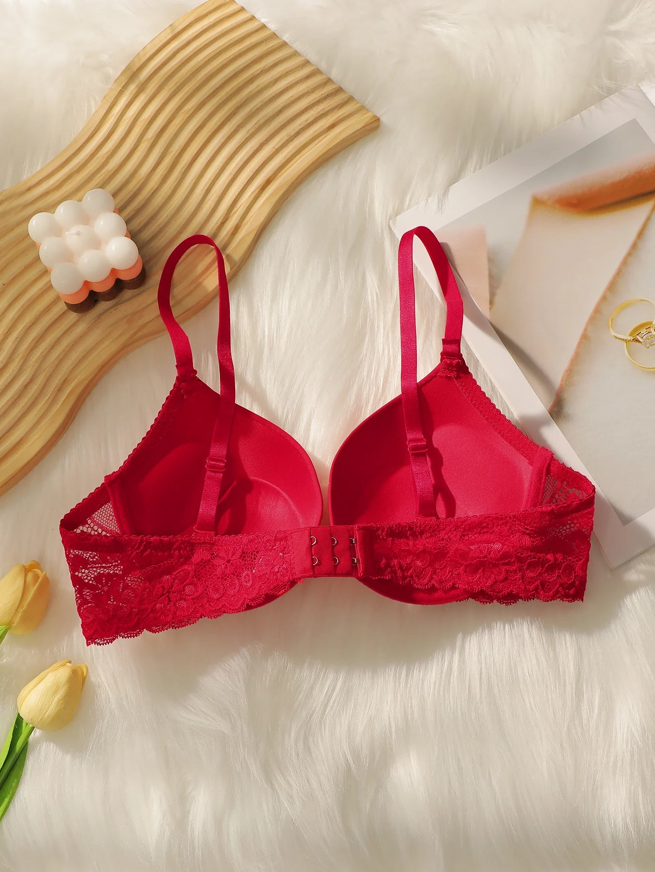 Women's sexy lingerie with smooth lace and steel rims gathered push up straps adjustable and comfortable bra A2162