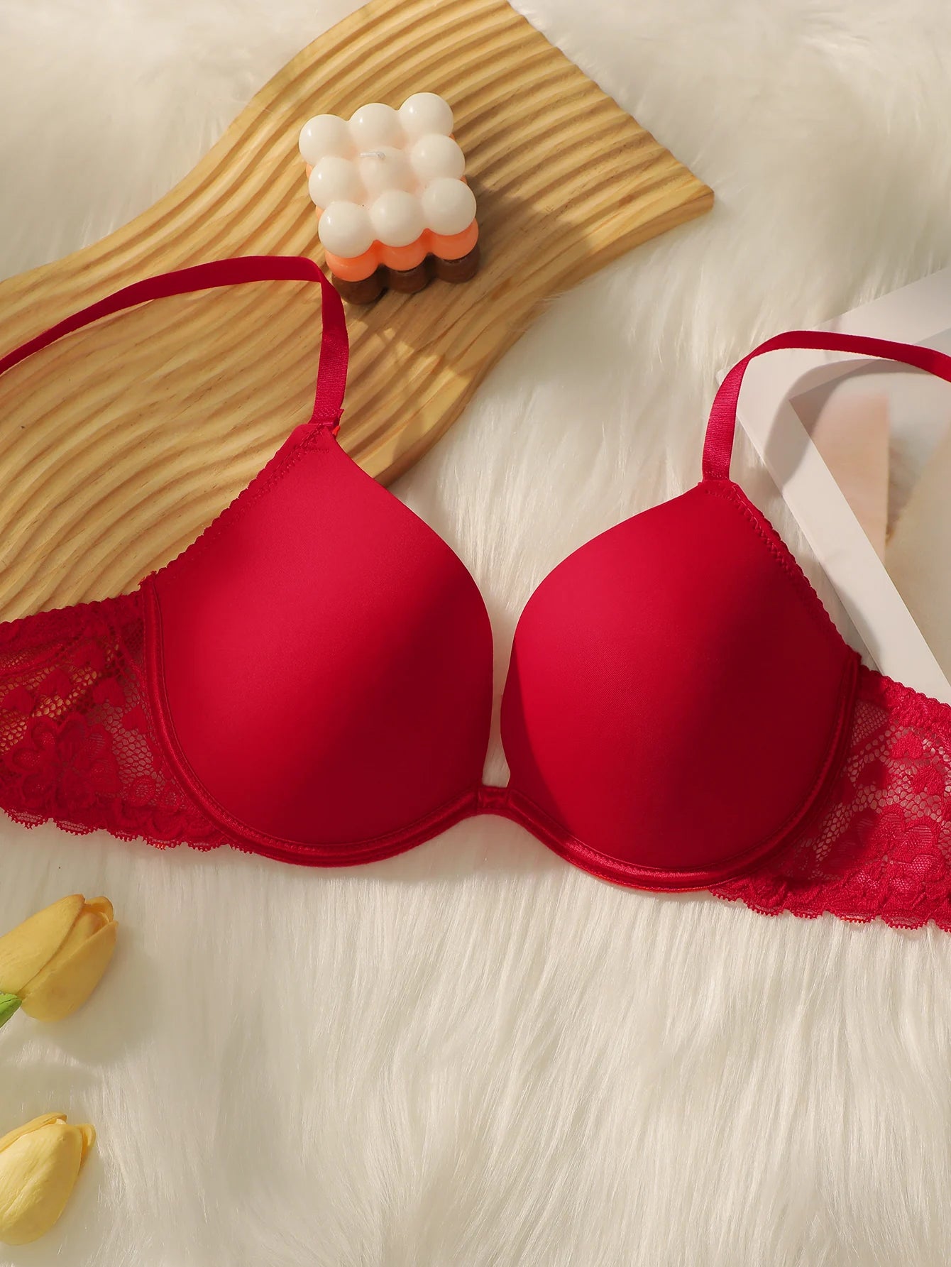 Women's sexy lingerie with smooth lace and steel rims gathered push up straps adjustable and comfortable bra A2162
