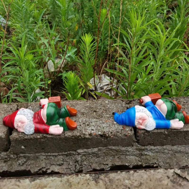 12cm Drunken Gnomes Funny Resin Statue for Home Decor Whimsical Indoor Outdoor Ornament Interesting Garden Christmas Santa Claus