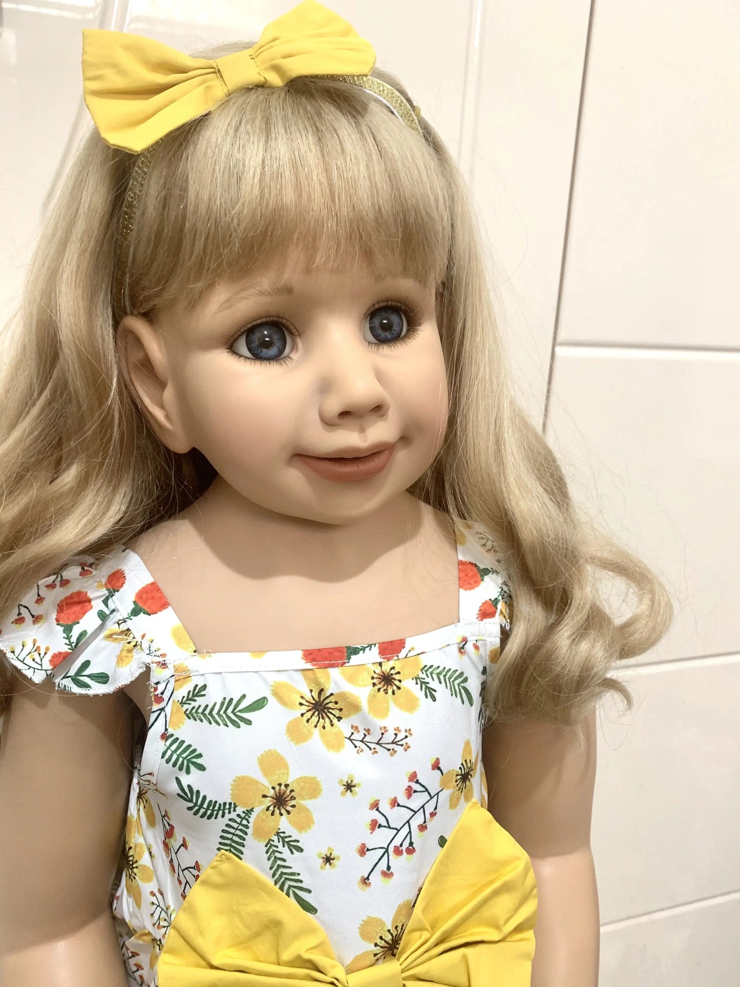 100 CM Silicone Vinyl Toddler Blonde Princess Smile Girl Doll Long Hair 3-Year-Old Size Child Clothing Photo Model Dress Up Toy