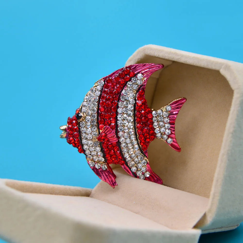 CINDY XIANG Rhinestone Tropical Fish Brooches for Women Large Cute Animal Party Coat Jewelry Fashion Accessories New 2018