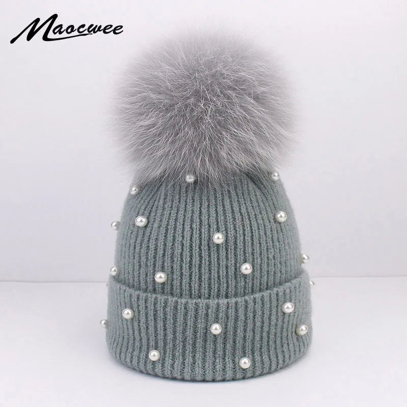 2020 New Winter Pearl Beanie Cap Lady Fluffy Double Layer Real Fur Pom Pom Knit Skullies Bean Bean Pompom Outdoor Warm Ski Caps