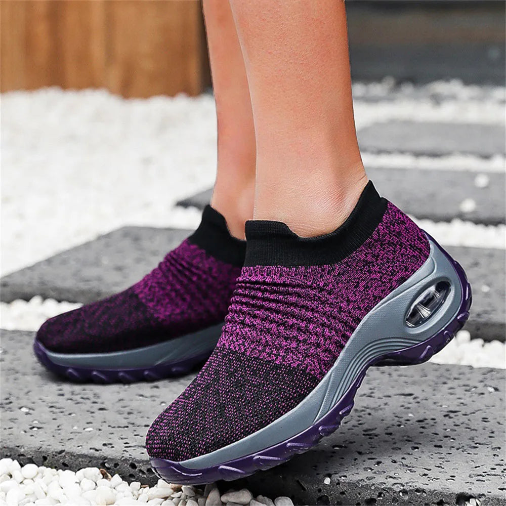 Women's Sneakers 2023 New Fashion Mesh Ladies Slip On Breathabe Sport Shoes 35-43 Large-Sized Female Outdoor Running Loafers