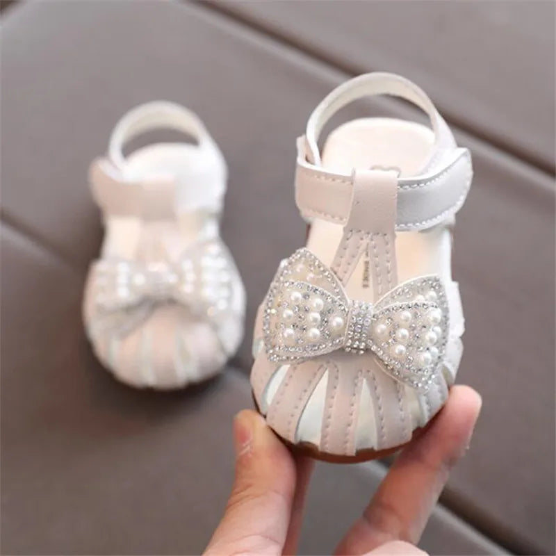 Newest Summer Baby Sandals Fashion Leathers Sweet Children Sandals for Girls Toddler Baby Breathable Soft Bottom Hollow Sandals