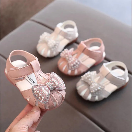 Newest Summer Baby Sandals Fashion Leathers Sweet Children Sandals for Girls Toddler Baby Breathable Soft Bottom Hollow Sandals