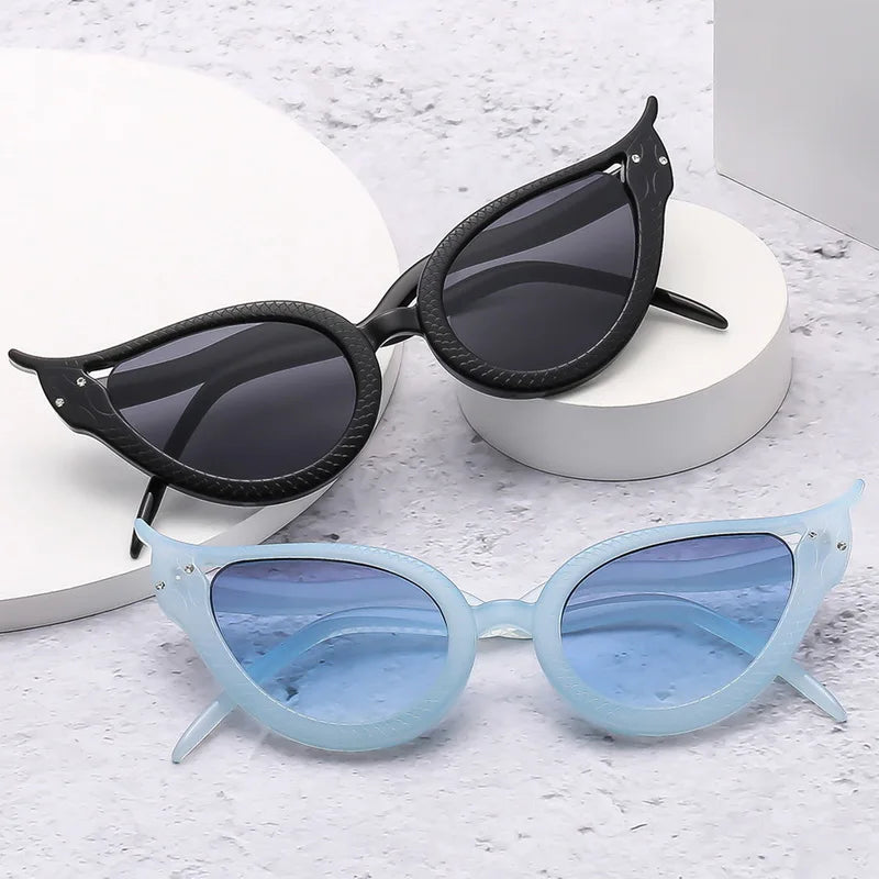 Luxury Band  Fashion Y2k Sexy Cat Eye Sunglasses Women Men Designer Snake Sun Glasses Lady Eyewear Shades Uv400 Oculo Sunglasses