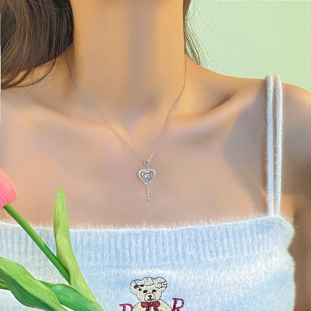 Fashion luxury smart love key titanium steel necklace femininity collarbone chain versatile net red jewelry